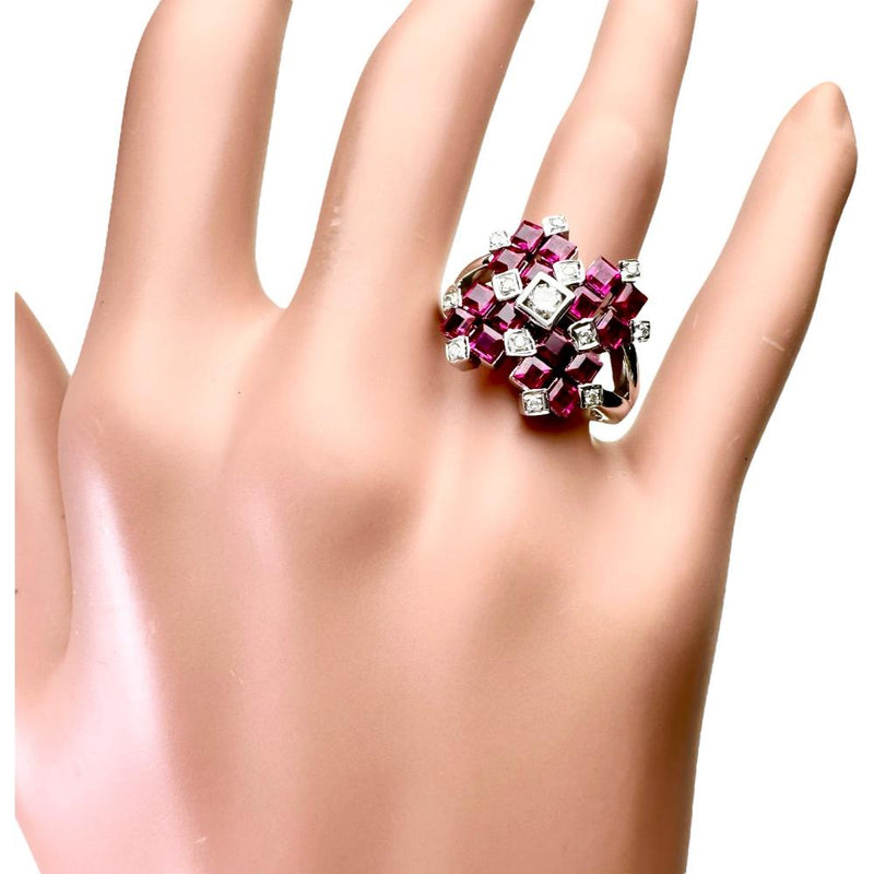 16号 ルビー 2.28ct ダイヤモンド 0.17ct リング・指輪 K18WGホワイトゴールド 18金 9.9g レディース
【中古】【真子質店】【NN】




【ITMoD】