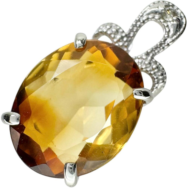 シトリン 2.46ct ダイヤモンド 0.01ct ペンダントトップ Pt900プラチナ 1.2g レディース
【中古】【真子質店】【NN】




【IIx】