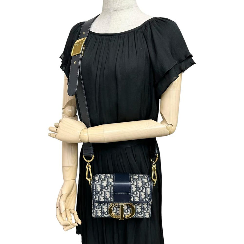 【Christian Dior/クリスチャンディオール】 オブリーク 30モンテーニュ ショルダーバッグ キャンバス/レザー ベージュ/ネイビー レディース【中古】【真子質店】【BL】




【IMiKx】