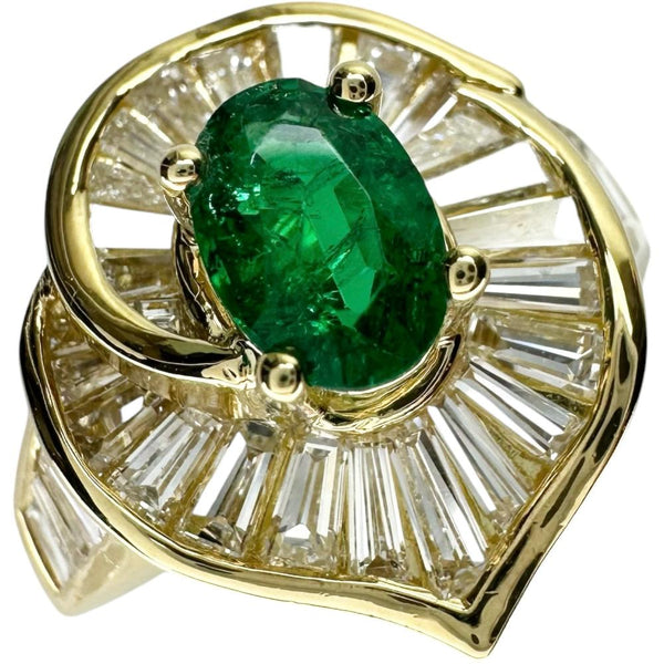 13号 エメラルド 0.66ct ダイヤモンド 1.44ct リング・指輪 K18ゴールド 18金 6.9g レディース
【中古】【真子質店】【NN】




【ITYMo】