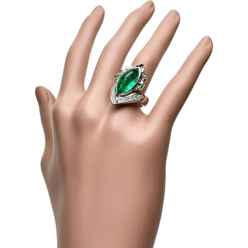 12号【MARI YAMAMOTO/山本真理】 カボションエメラルド 8.21ct ダイヤモンド グリーングロシュラーガーネット リング・指輪 Pt900プラチナ/K18ゴールド 18金 17.4g レディース
【中古】【真子質店】【NN】




【TMoYMa】