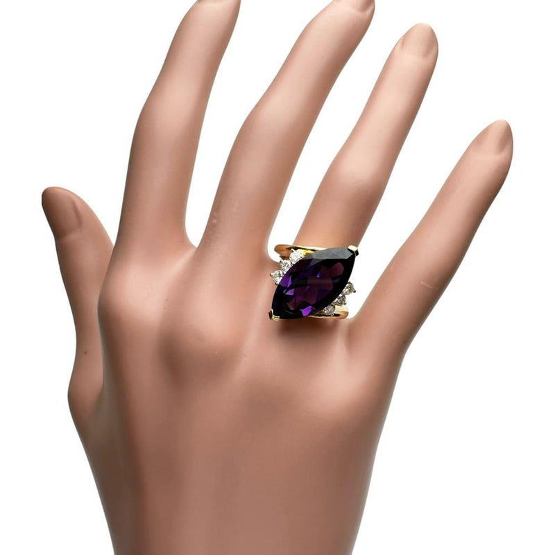 14号 アメジスト 6.55ct ダイヤモンド 0.38ct リング・指輪 K18ゴールド 18金 8.0g レディース
【中古】【真子質店】【NN】




【MiTMo】