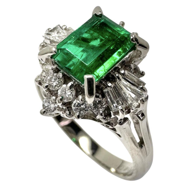 12号 エメラルド 計0.76ct ダイヤモンド 計0.40ct リング・指輪 Pt900プラチナ 6.2g レディース
【中古】【真子質店】【NN】




【KMoY】