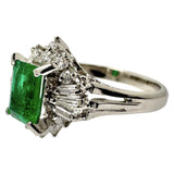 12号 エメラルド 計0.76ct ダイヤモンド 計0.40ct リング・指輪 Pt900プラチナ 6.2g レディース
【中古】【真子質店】【NN】




【KMoY】
