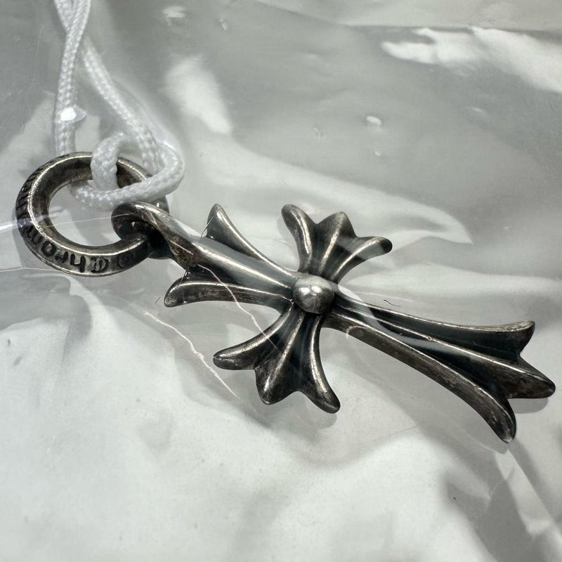 【CHROME HEARTS/クロムハーツ】 タイニ―CHクロスチャーム ペンダントトップ シルバー925 3.289g メンズ 【中古】【真子質店】【BL】 【IxTx】