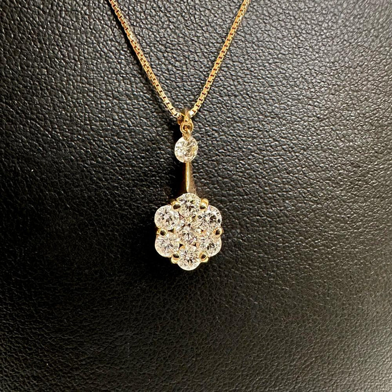 ダイヤモンド 計0.70ct ネックレス K18PGピンクゴールド 18金 45g 3.4cm レディース
【中古】【真子質店】【NN】




【MoMiMa】