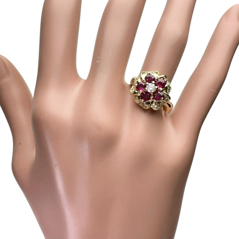 17.5号 ルビー 1.02ct ダイヤモンド 0.22ct リング・指輪 K18ゴールド 18金 5.4g レディース
【中古】【真子質店】【NN】




【YMaMi】