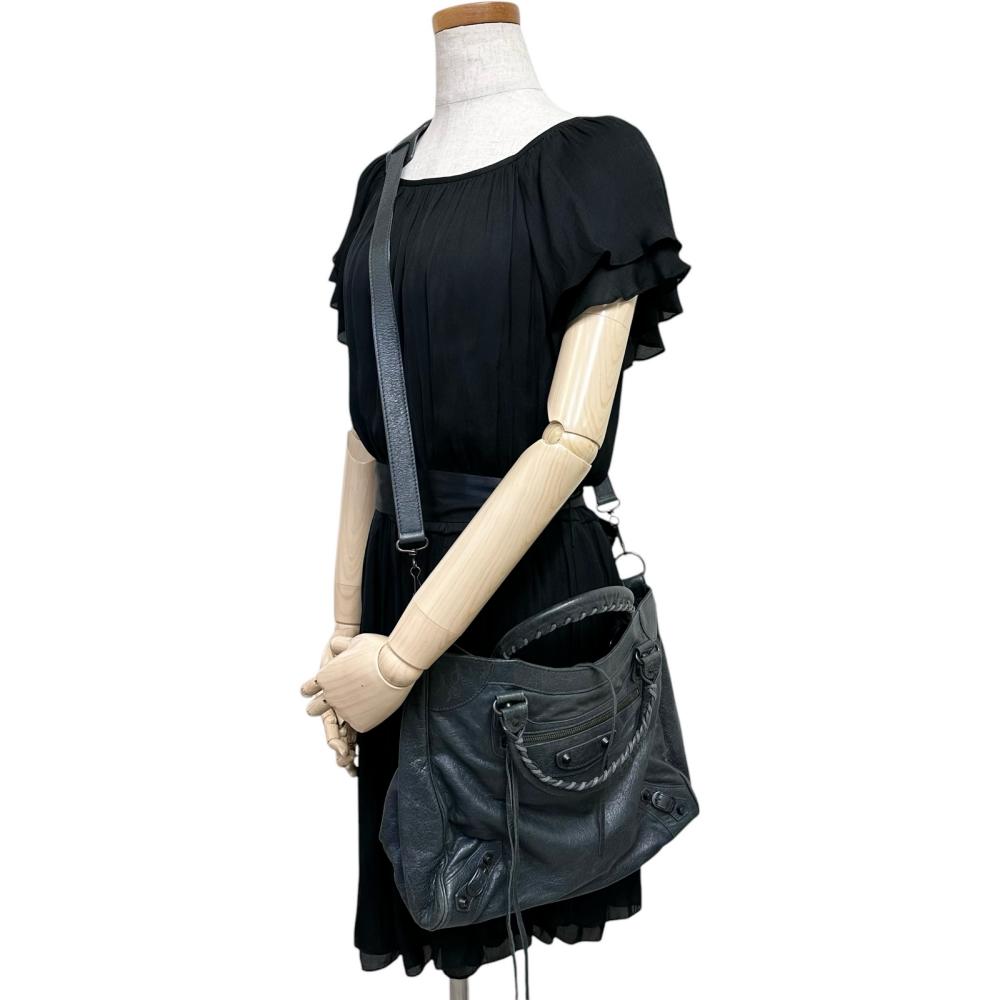 BALENCIAGA/バレンシアガ】 クラシック ヴェロ 235216 2WAYバッグ