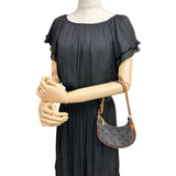 【CELINE/セリーヌ】 アヴァ ミニ トリオンフ  ハンドバッグ キャンバス ブラウン/ゴールド金具 レディース【中古】【真子質店】【BL】




【IxKMi】