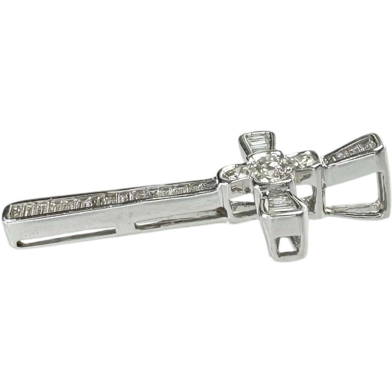 クロス/十字架モチーフ ダイヤモンド 0.54ct ペンダントトップ K18WGホワイトゴールド 18金 2.5g レディース
【中古】【真子質店】【NN】




【DDx】
