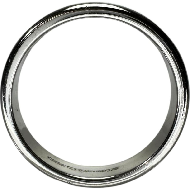 16号【TIFFANY&Co./ティファニー】 シンプル 甲丸 リング・指輪 クラシックバンドリング Pt950プラチナ 8.5g レディース
【中古】【真子質店】【BL】




【DTx】