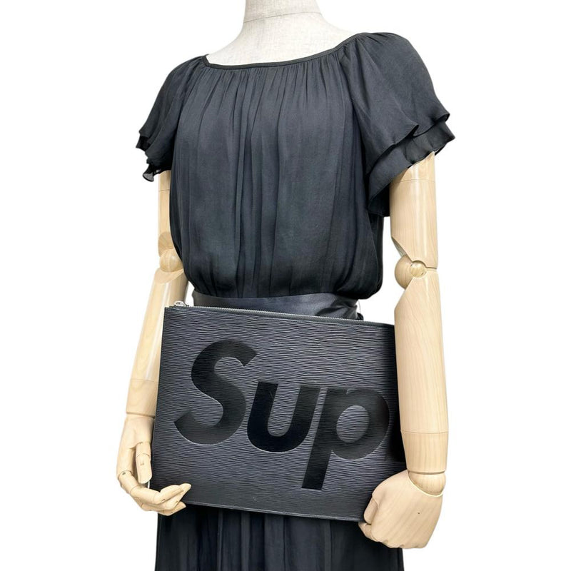 【LOUIS VUITTON/ルイ・ヴィトン】 ポシェット・ジュールGM M67754 Supreme コラボ クラッチバッグ エピレザー ブラック/ノワール/シルバー金具 メンズ【中古】【真子質店】【BL】




【ITxx】
