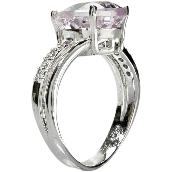 11号 クンツァイト 4.73ct ダイヤモンド 0.12ct リング・指輪 K18WGホワイトゴールド 18金 4.7g レディース
【中古】【真子質店】【NN】




【MoTMi】
