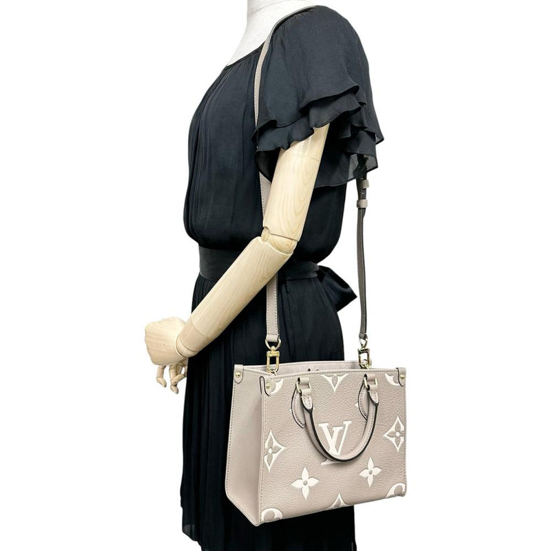 【LOUIS VUITTON/ルイ・ヴィトン】 オンザゴーPM  モノグラムアンプラント M45779 ハンドバッグ レザー ベージュ/トゥルティエール/ゴールド金具 レディース【中古】【真子質店】【BL】




【Maxxx】