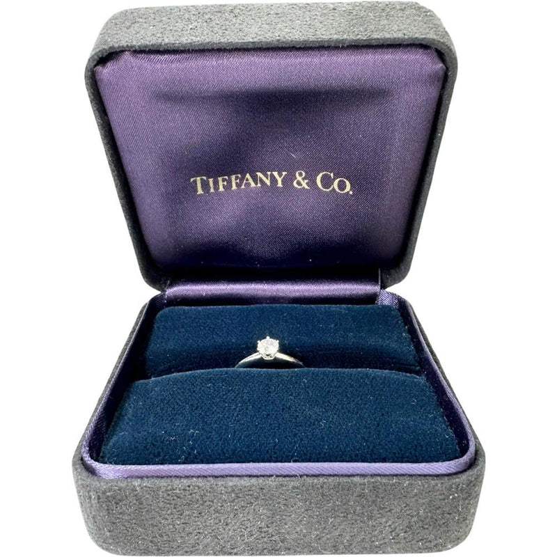7.5号【TIFFANY&Co./ティファニー】 ダイヤモンド 0.32ct リング・指輪 ソリティアリング Pt950プラチナ 2.9g レディース
【中古】【真子質店】【BL】




【DMox】