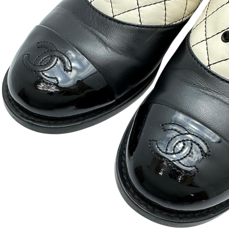 【CHANEL/シャネル】 マトラッセ シューズ サドルシューズ風 その他靴 レザー ブラック/ホワイト レディース【中古】【真子質店】【GD】




【TYD】