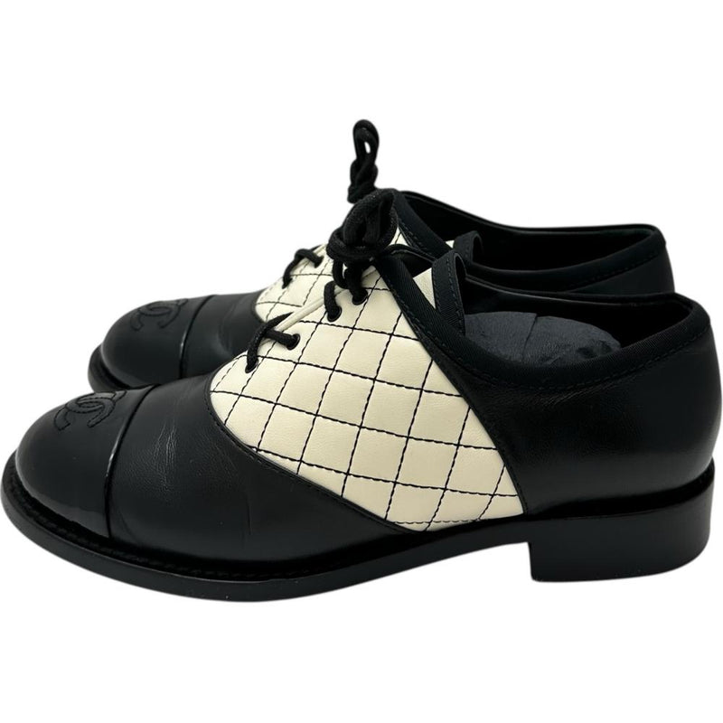 【CHANEL/シャネル】 マトラッセ シューズ サドルシューズ風 その他靴 レザー ブラック/ホワイト レディース【中古】【真子質店】【GD】




【TYD】
