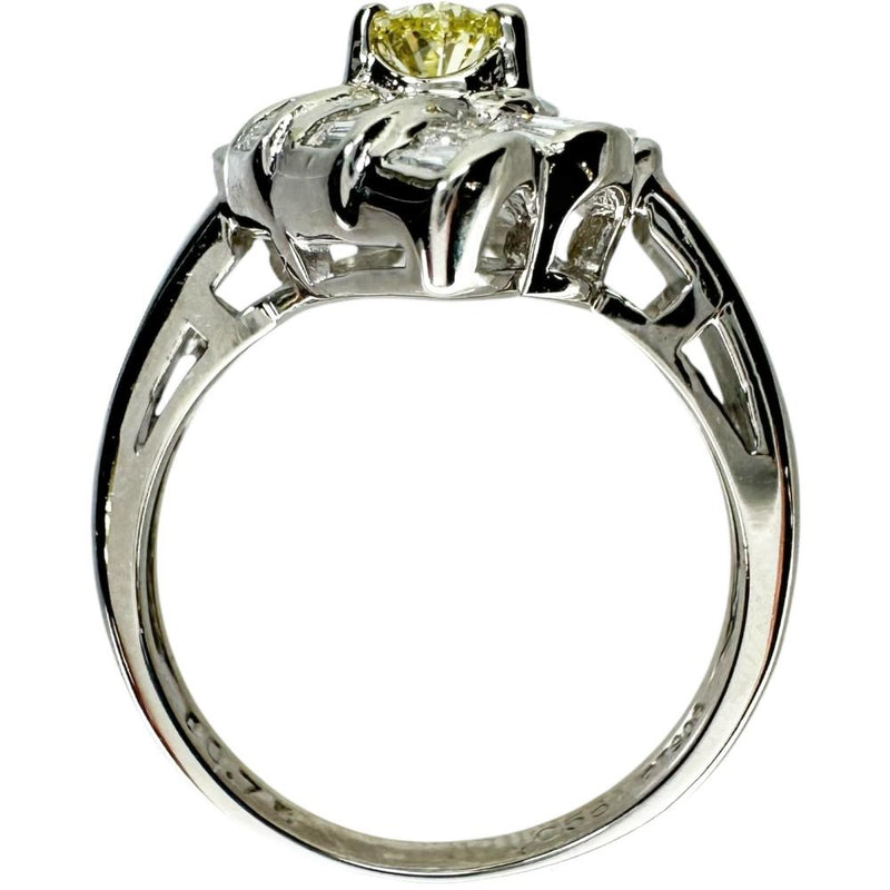 13号 ファンシーイエローダイヤモンド(FY-SI1-OV)  0.561ct 取り巻きダイヤモンド 0.75ct リング・指輪 Pt900プラチナ 7.6g レディース
【中古】【真子質店】【NN】




【IMoIMi】