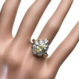 13号 ファンシーイエローダイヤモンド(FY-SI1-OV)  0.561ct 取り巻きダイヤモンド 0.75ct リング・指輪 Pt900プラチナ 7.6g レディース
【中古】【真子質店】【NN】




【IMoIMi】