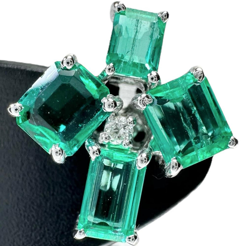 エメラルド 計2.10ct ダイヤモンド 計0.03ct ピアス K18WGホワイトゴールド 18金 2.8g レディース
【中古】【真子質店】【NN】




【IIxx】