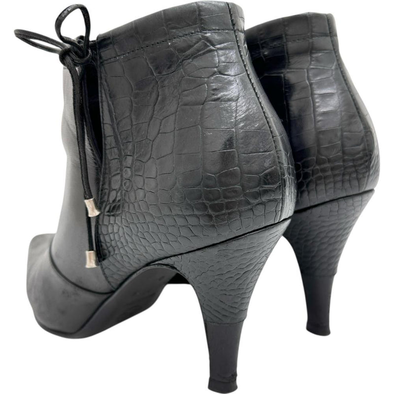 【CHANEL/シャネル】 ココマーク 型押し ブーティ レザー ブラック レディース【中古】【真子質店】【GD】




【ISMi】