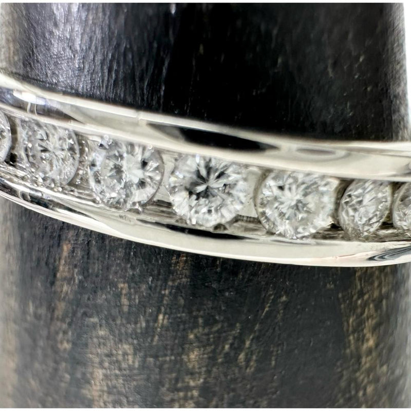 14号 ほぼフルサークル ダイヤモンド 0.72ct リング・指輪 Pt900プラチナ 5.0g レディース
【中古】【真子質店】【NN】




【MoxY】