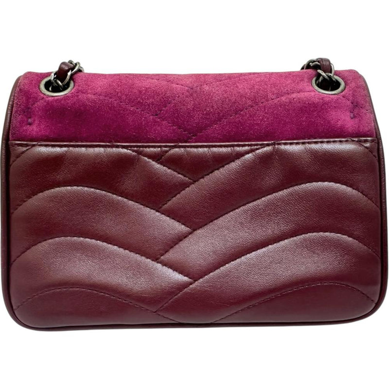 【CHANEL/シャネル】 ココマーク Wチェーンショルダー Sシール有 ショルダーバッグ 21番台（2015年頃） スウェード パープル/クスミシルバー/ブルー金具 レディース【中古】【真子質店】【BL】




【IDMox】