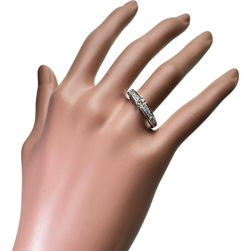 16号 イエローダイヤモンド 0.31ct ダイヤモンド 計0.21ct リング・指輪 K18WGホワイトゴールド 18金 5.3g レディース
【中古】【真子質店】【NN】




【KYD】