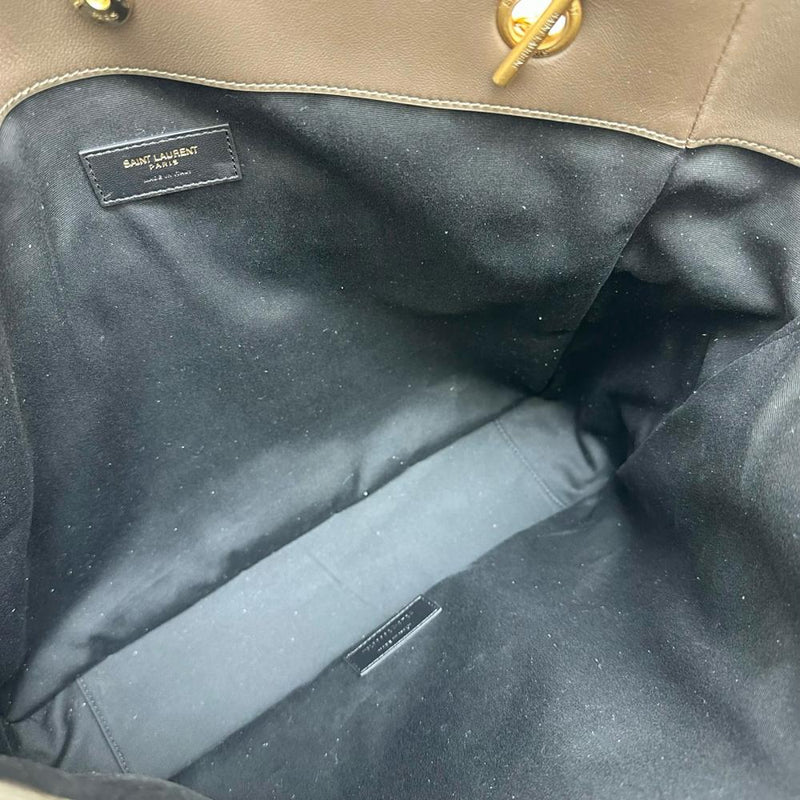【YVES SAINT LAURENT/イヴ・サンローラン】 ジェイミートート チェーンバッグ トートバッグ レザー グレーブラウン/ゴールド金具 レディース【中古】【真子質店】【BL】




【MaTMaD】