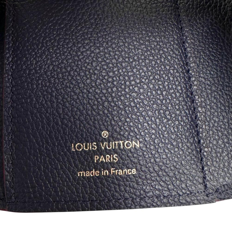【LOUIS VUITTON/ルイ・ヴィトン】 ポルトフォイユ・ヴィクトリーヌ モノグラムアンプラント M64577 三つ折り財布 レザー マリーヌルージュ  レディース【中古】【真子質店】【BL】




【MaMix】