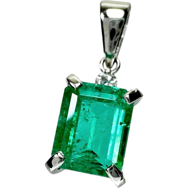 エメラルド 1.22ct ダイヤモンド 0.03ct ペンダントトップ Pt850プラチナ/(分析済み)  1.3g レディース
【中古】【真子質店】【NN】




【MaSY】