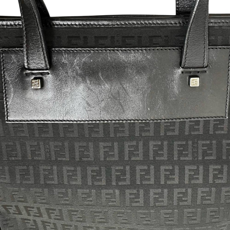 【FENDI/フェンディ】 ズッカ柄 トートバッグ 8BH174 トートバッグ キャンバス/レザー ブラック/シルバー金具 レディース【中古】【真子質店】【BL】




【IMox】