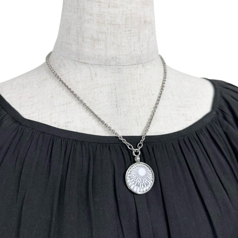【HERMES/エルメス】 ネックレス クアドリッジ メダイユ メタル 18.2g 45cm ホワイト/シルバー レディース
【中古】【真子質店】【GD】




【YMiT】