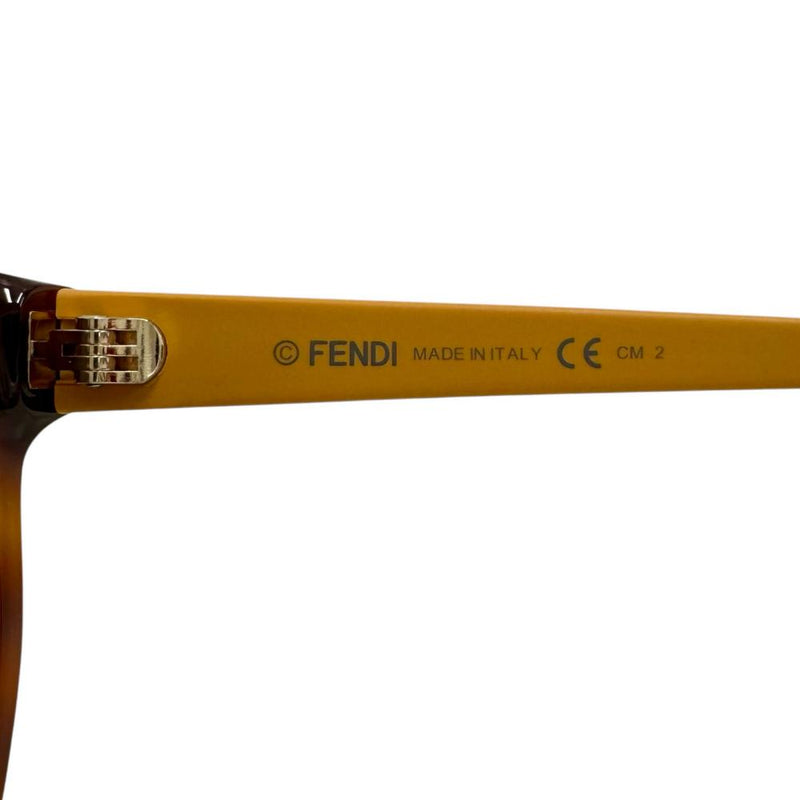 【FENDI/フェンディ】 FF0045/S サングラス プラスチック ブラウン/イエロー レディース【中古】【真子質店】【GD】




【KK】