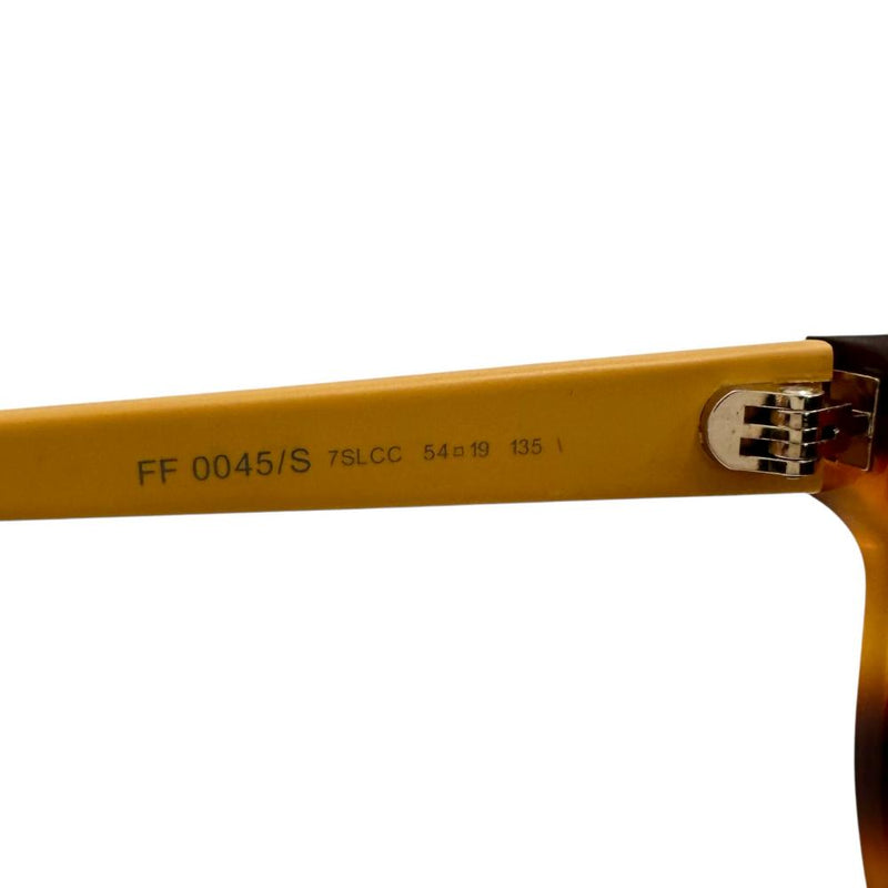 【FENDI/フェンディ】 FF0045/S サングラス プラスチック ブラウン/イエロー レディース【中古】【真子質店】【GD】




【KK】