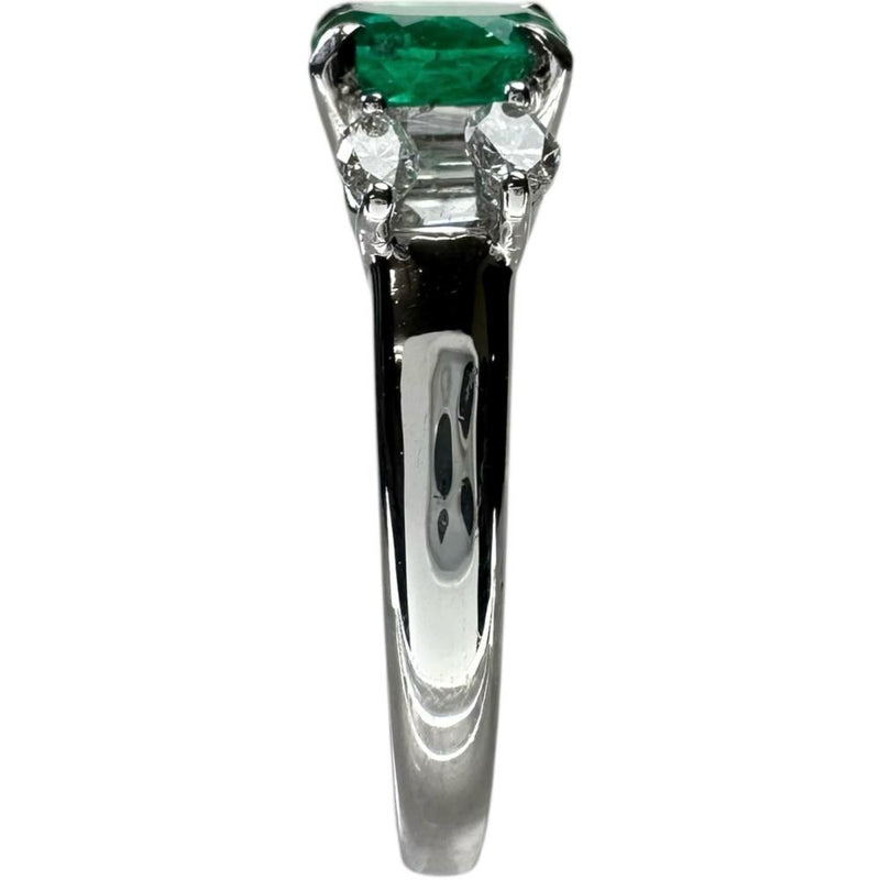 12.5号 エメラルド 0.71ct ダイヤモンド 0.39ct リング・指輪 Pt900プラチナ 4.9g レディース
【中古】【真子質店】【NN】




【YYx】