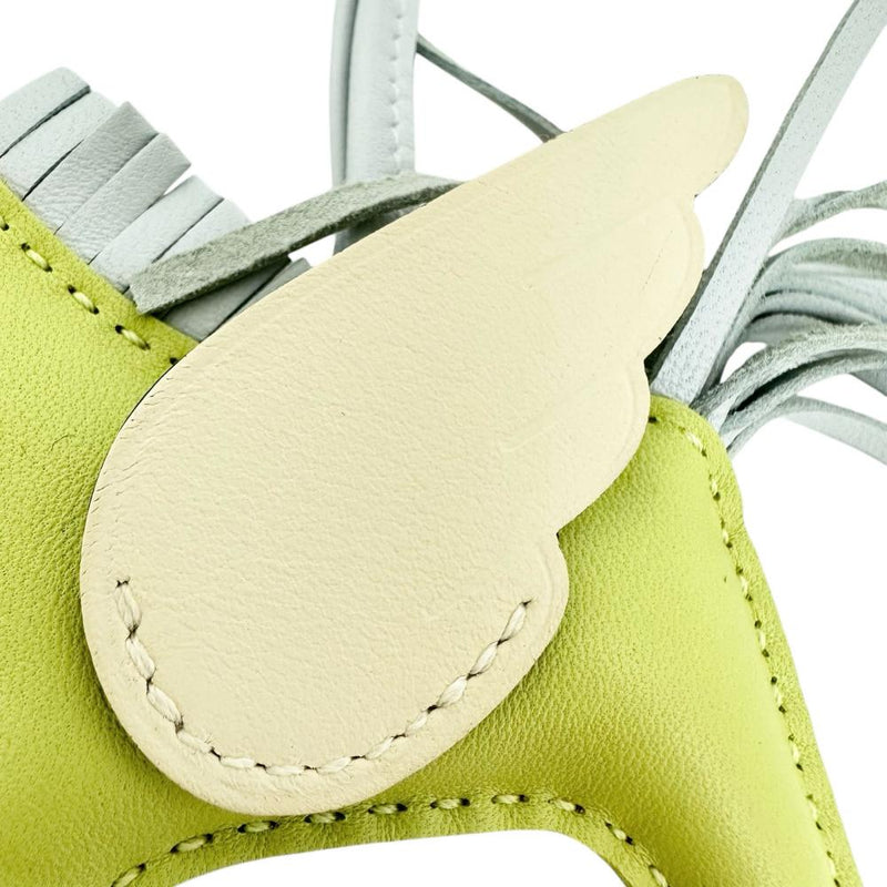 【HERMES/エルメス】 ロデオPM ペガサス バッグチャーム  レザー小物 その他小物 レザー 黄緑系/マルチカラー レディース【中古】【真子質店】【GD】




【Moxx】