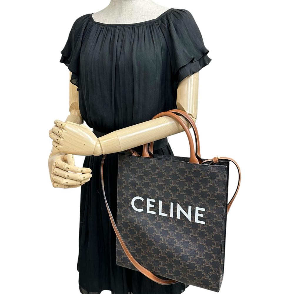 CELINE セリーヌ トリオンフ バーティカルカバ ラージ ハンドバッグ 楽天市場】CELINE セリーヌ ラージ バーティカルカバ トート