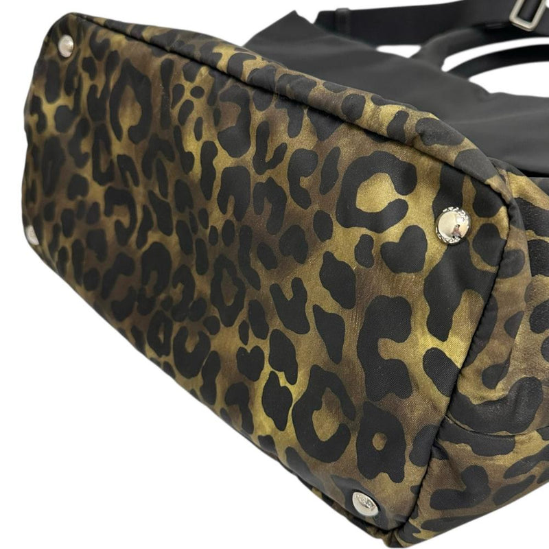 【PRADA/プラダ】 リバーシブル トートバッグ B4521V  2WAY ショルダー ハンドバッグ ナイロン ブラック/カーキ系/ヒョウ柄/レオパード レディース【中古】【真子質店】【BL】




【MoMox】