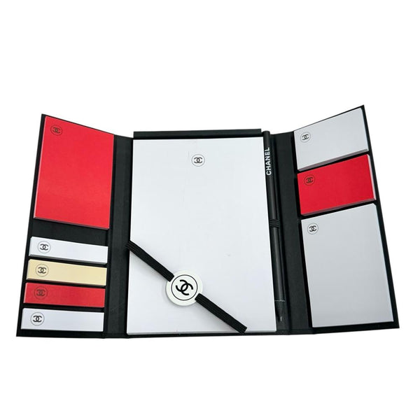 【CHANEL/シャネル】 ラ・コレクション ステーショナリーセット その他文具 ホワイト/ブラック ユニセックス【中古】【真子質店】【GD】




【Yx】