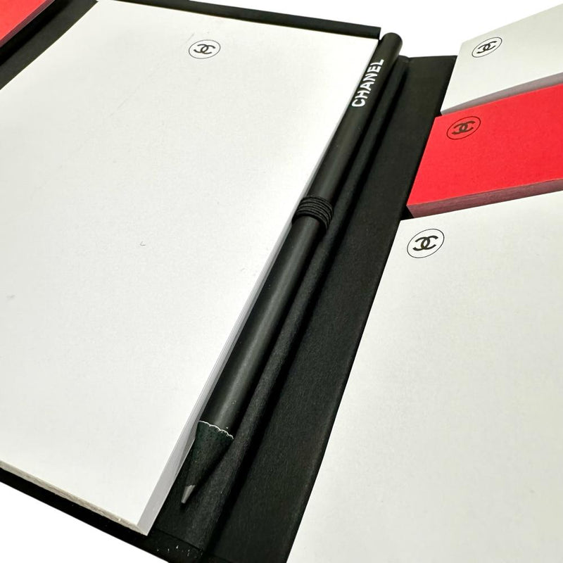 【CHANEL/シャネル】 ラ・コレクション ステーショナリーセット その他文具 ホワイト/ブラック ユニセックス【中古】【真子質店】【GD】




【Yx】