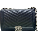 【CHANEL/シャネル】 ボーイシャネル28 Vステッチ チェーンショルダー ショルダーバッグ 20番（2014年頃）/▲シリアルシール剥がれ ラムスキン ブラックレザー/クスミシルバー金具 レディース【中古】【真子質店】【BL】




【TKMox】