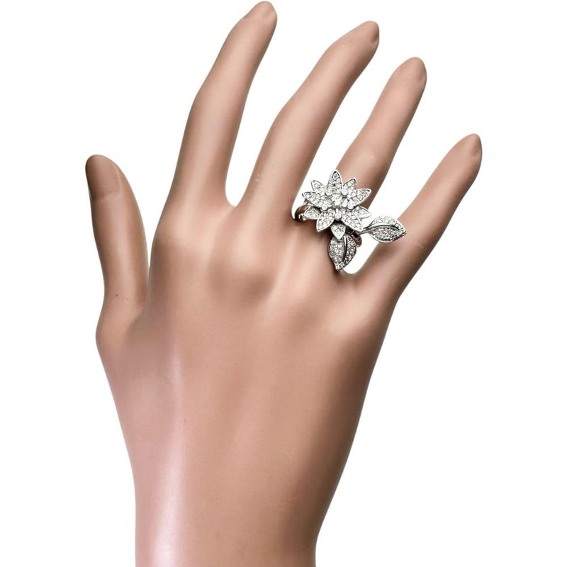 10.5号 フラワーモチーフ ダイヤモンド 0.65ct リング・指輪 K18WGホワイトゴールド 18金 11.7g レディース 【中古】【真子質店】【NN】 【IMoMiD】
