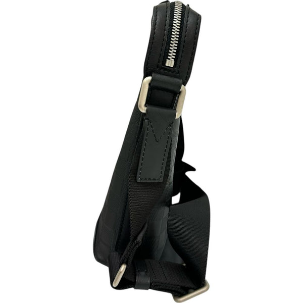 【LOUIS VUITTON/ルイ・ヴィトン】 ディスカバリーメッセンジャー ダミエアンフィニ M42418  ショルダーバッグ レザー ブラック革 レディース【中古】【真子質店】【BL】




【STx】