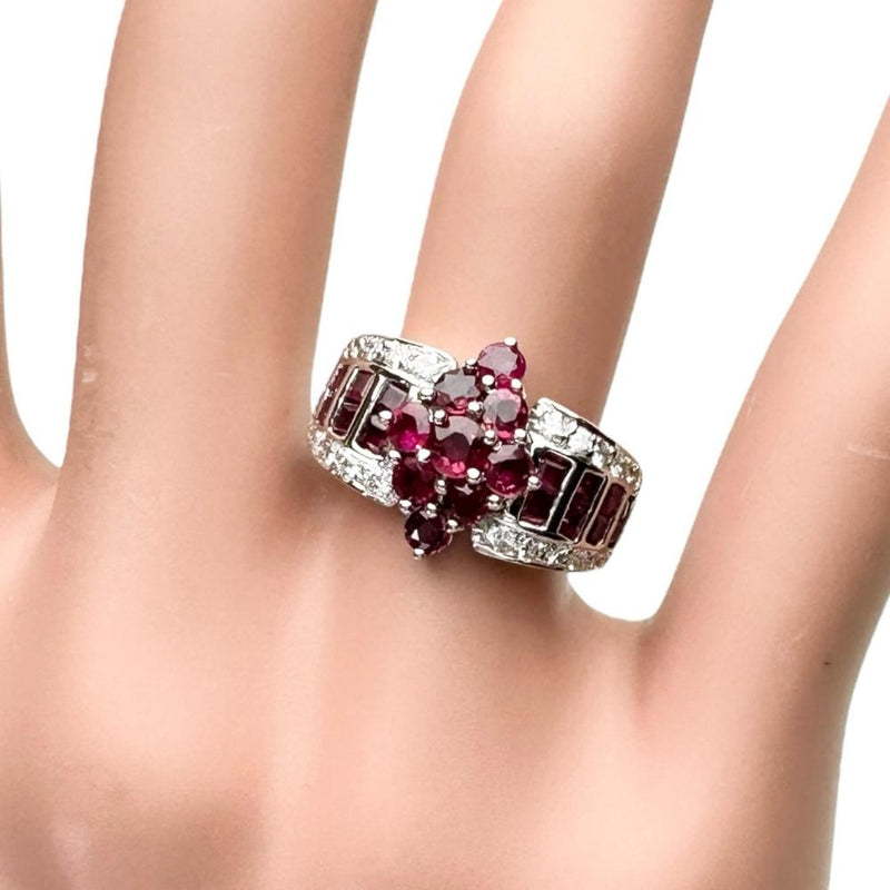 9.5号 ルビー 1.79ct ダイヤモンド 0.31ct リング・指輪 K18WGホワイトゴールド 18金 6.5g レディース
【中古】【真子質店】【NN】




【MiMoMi】
