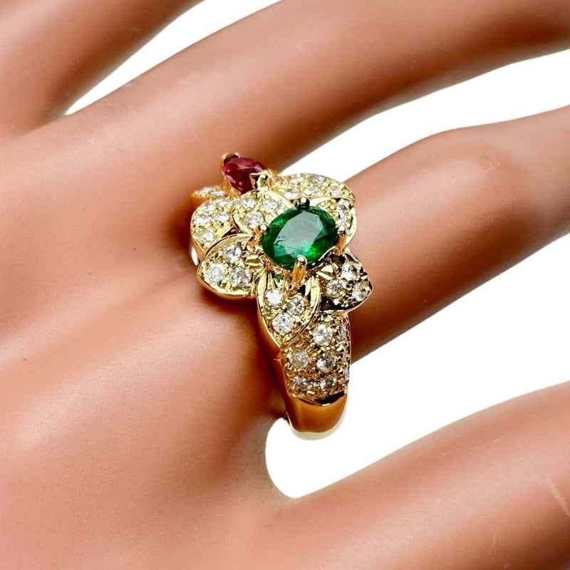 13号 花モチーフ エメラルド 0.45ct ルビー 0.33ct ダイヤモンド 0.51ct リング・指輪 K18ゴールド 18金 7.5g レディース
【中古】【真子質店】【NN】




【IIxx】