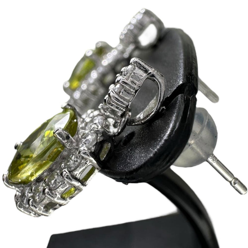 スフェーン 1.22/1.03ct ダイヤモンド 0.28/0.28ct ピアス Pt900プラチナ 3.2g レディース 【中古】【真子質店】【NN】 【IIDD】
