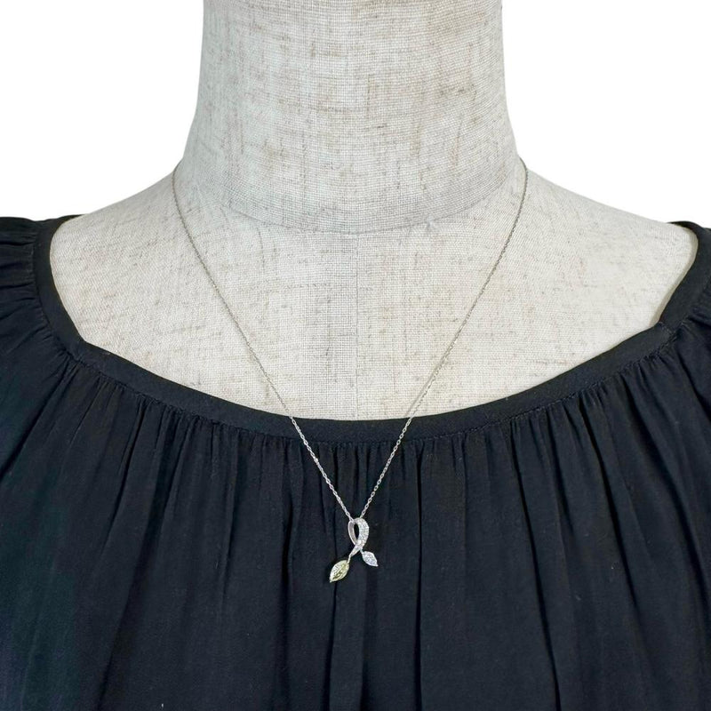ダイヤモンド(推定LY-I1) 0.513ct ダイヤモンド 0.168/計0.09ct ネックレス Pt950プラチナ/Pt850プラチナ 3.0g 45cm レディース
【中古】【真子質店】【NN】




【MoMox】