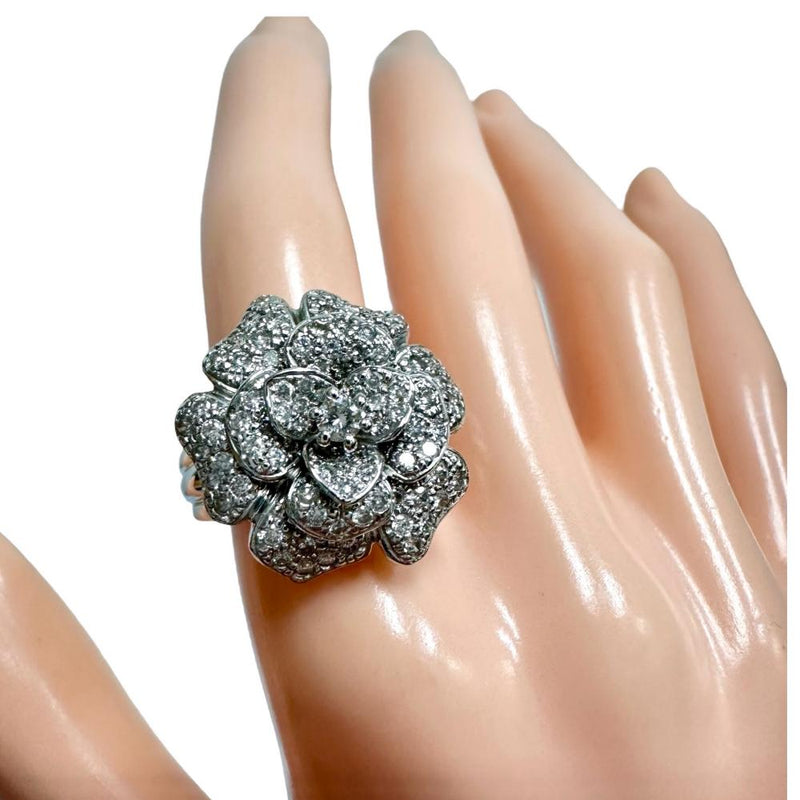 10号 フラワー ダイヤモンド 計1.14ct リング・指輪 K18WGホワイトゴールド 18金 10.0g レディース
【中古】【真子質店】【NN】




【IMoDx】