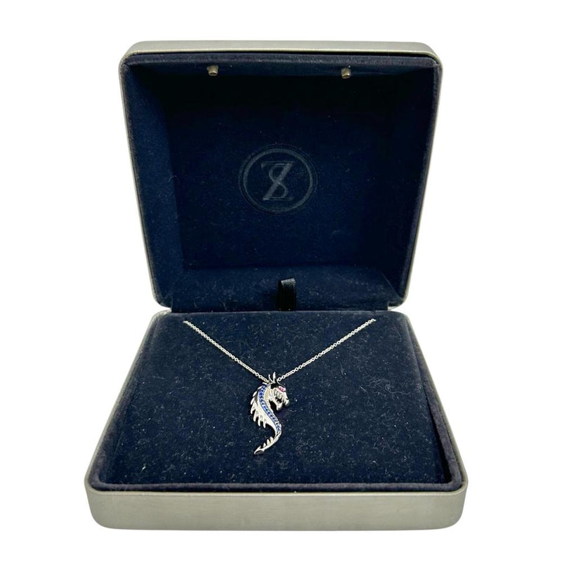SARAH ZHUANG JEWELLERY/サラ・チャン・ジュエリー 龍モチーフ サファイア 計0.19ct ルビー 0.02ct ネックレス K18WGホワイトゴールド 18金 8.2g 40.5cm レディース
【中古】【真子質店】【NN】




【IIYY】